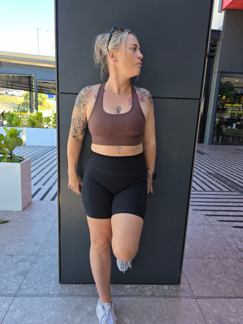 Latte Brown Crop